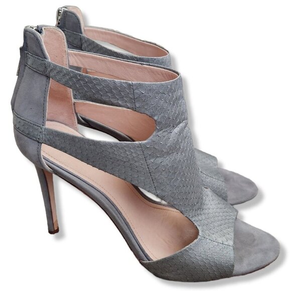 AD & Daughters Armistead Sz 8 Embossed Snake Suede Grey Leather Peep Toe Heels - Picture 1 of 10